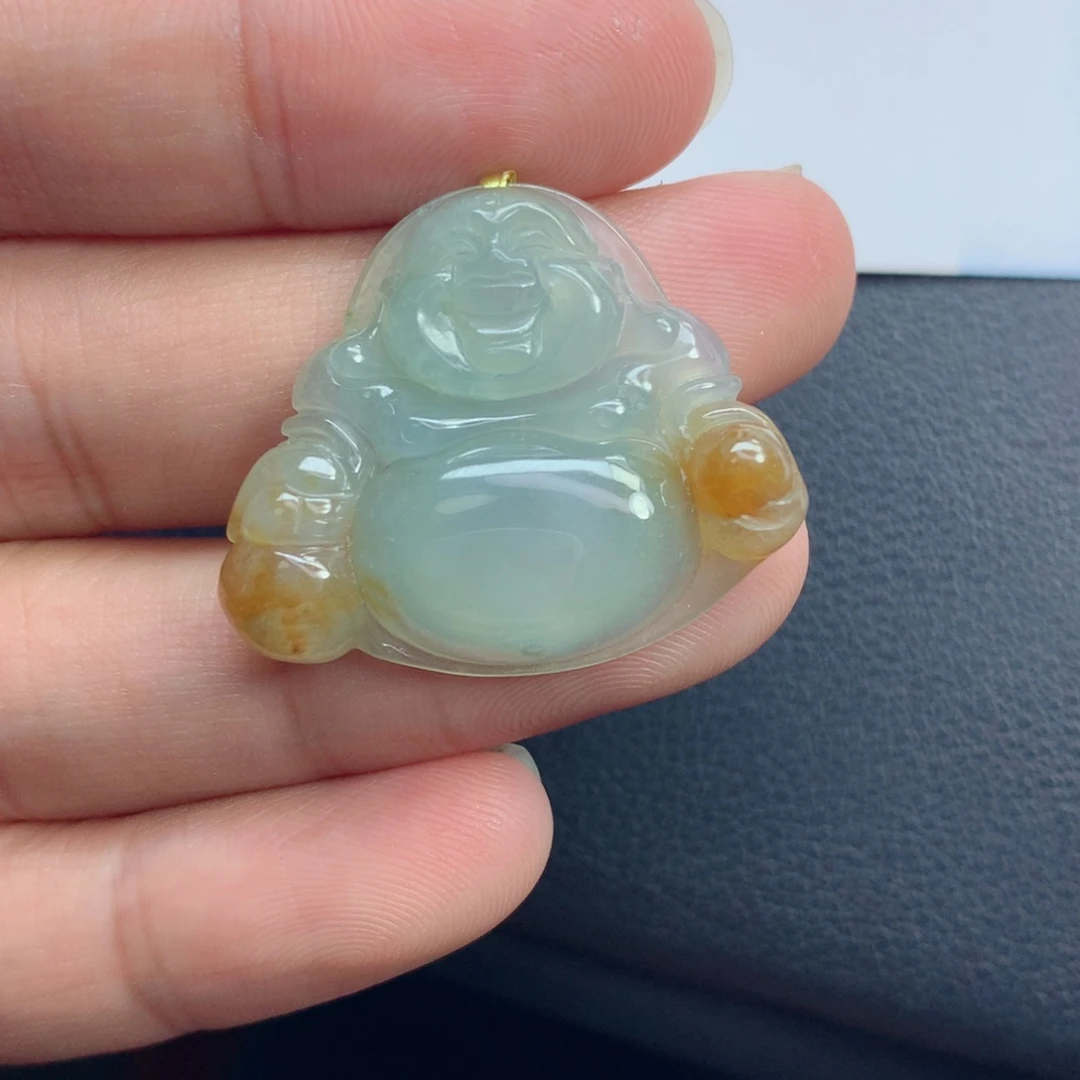 翡翠颈饰未镶嵌佛公