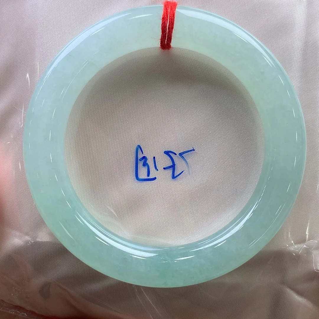 翡翠手镯未镶嵌55圆条