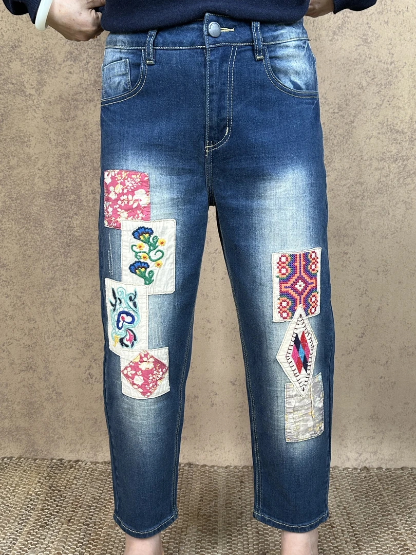 微胖mm原创设计重工刺绣宽松显瘦弹力中高腰牛仔裤洗水百搭 8946