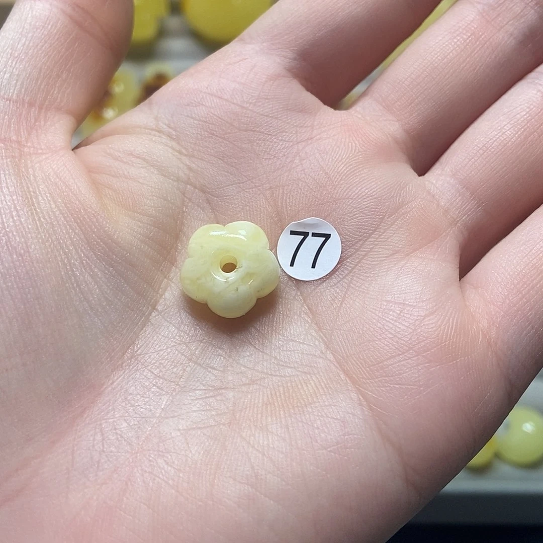 琥珀裸石未镶嵌l**y，