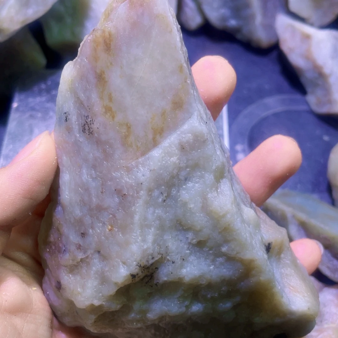 未镶嵌和田玉珠宝半成品