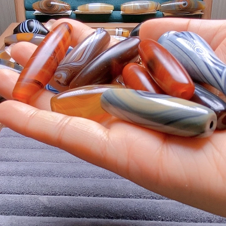 Y***S玛瑙/玉髓未镶嵌吊坠(不含链)