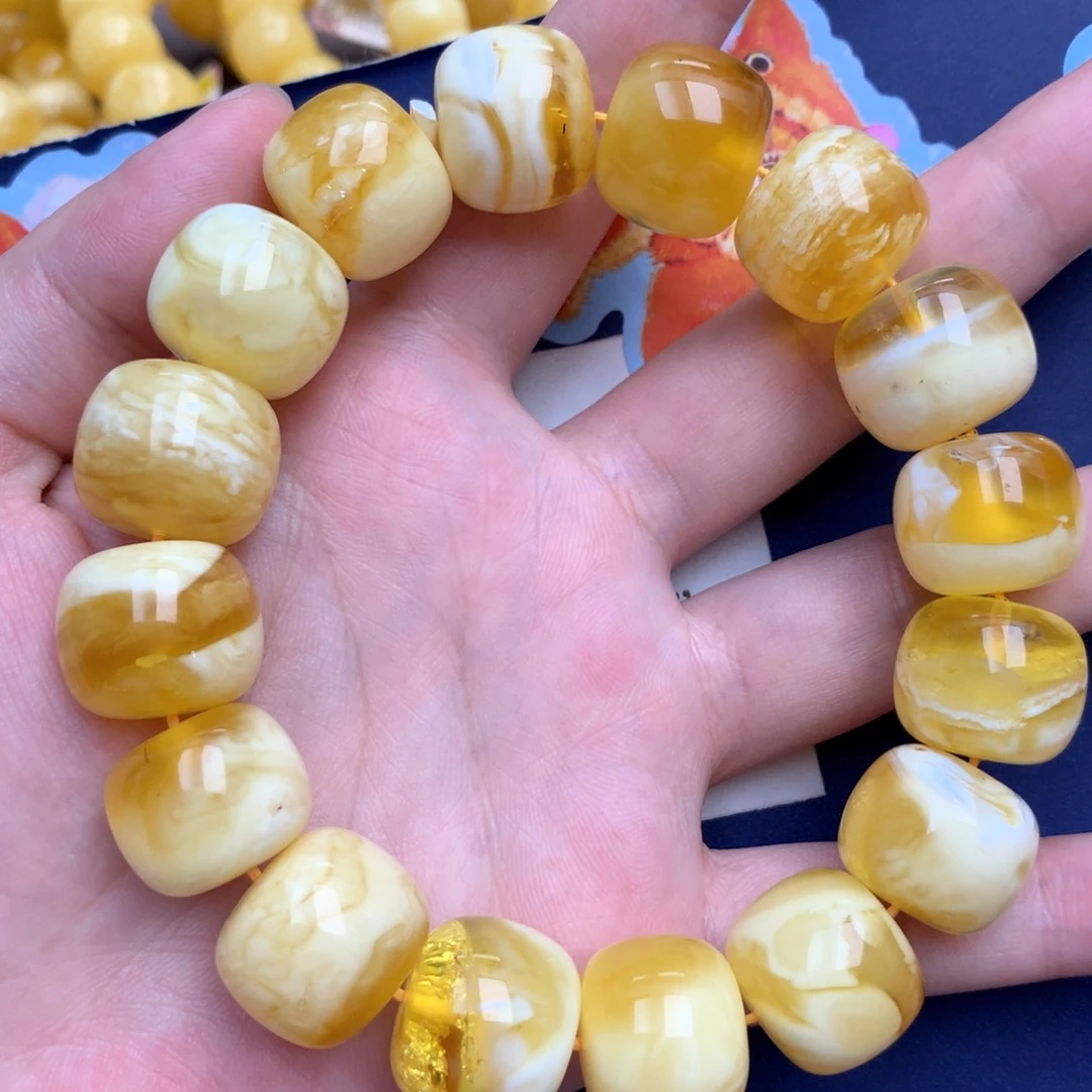 蜜蜡未镶嵌珠宝奇石237