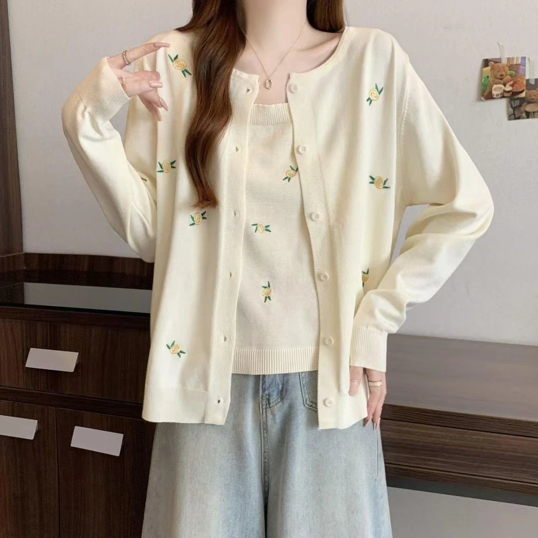 秋季清纯少女风时尚大码套装打底背心长袖刺绣外套两件套391648