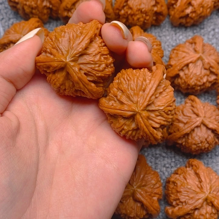 康***兴文玩核桃吊坠核桃