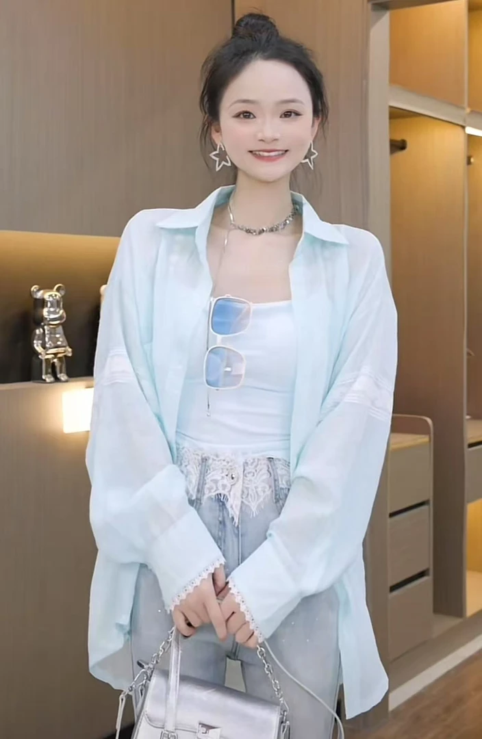 【秀宝女装】夏季宽松百搭蕾丝拼接防晒衬衫XB5892