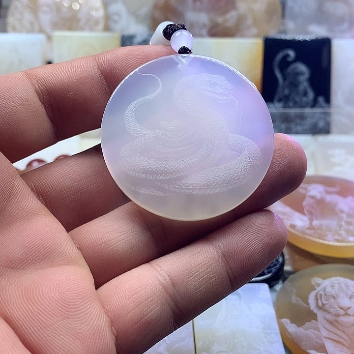 未镶嵌颈饰玛瑙/玉髓