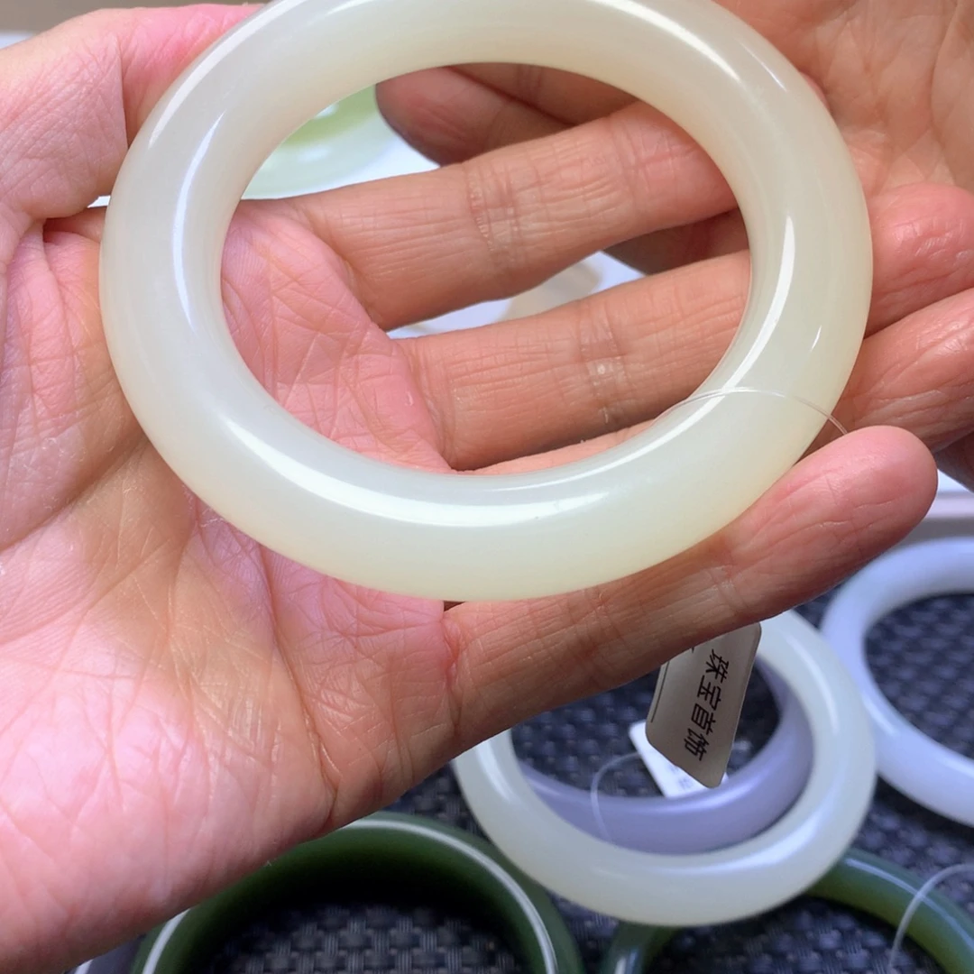 阿***️非金属阿朗定向链接60胖圆条手镯