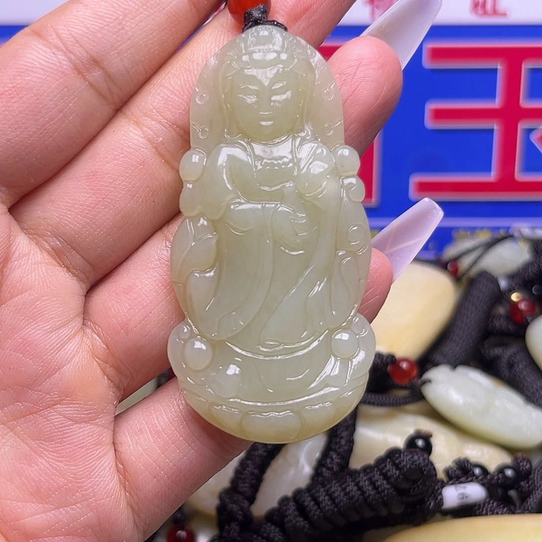 颈饰未镶嵌和田玉