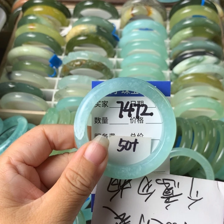 未镶嵌蛇纹石玉手镯7472