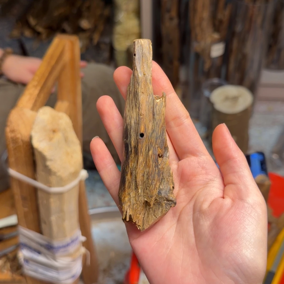 沉香碎屑沉香乌身块料20克