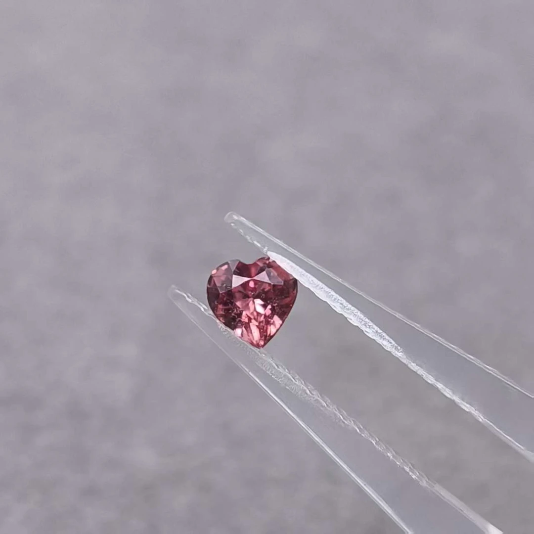 PRN 蓝宝石-0.6ct（01064105）0613