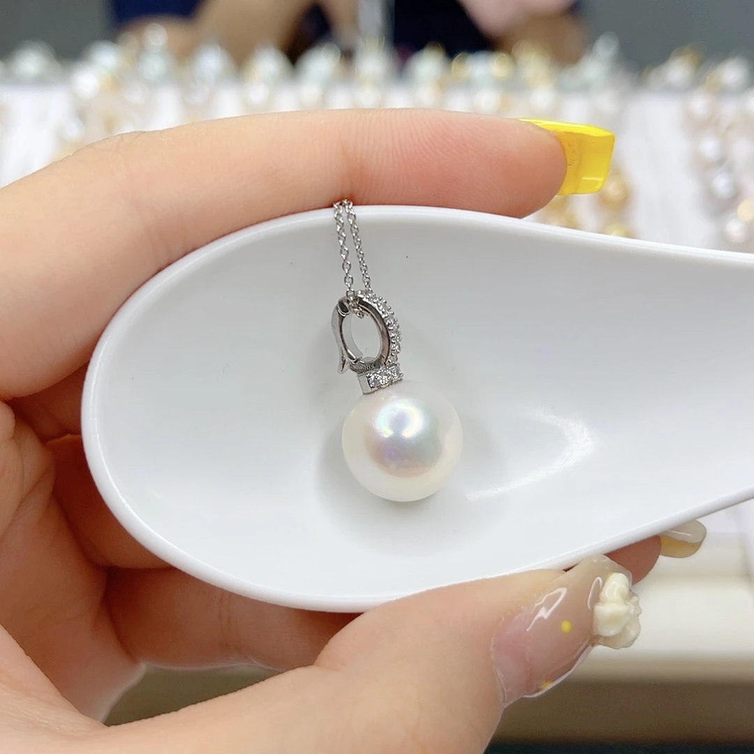 淡水珍珠合金吊坠(赠链)