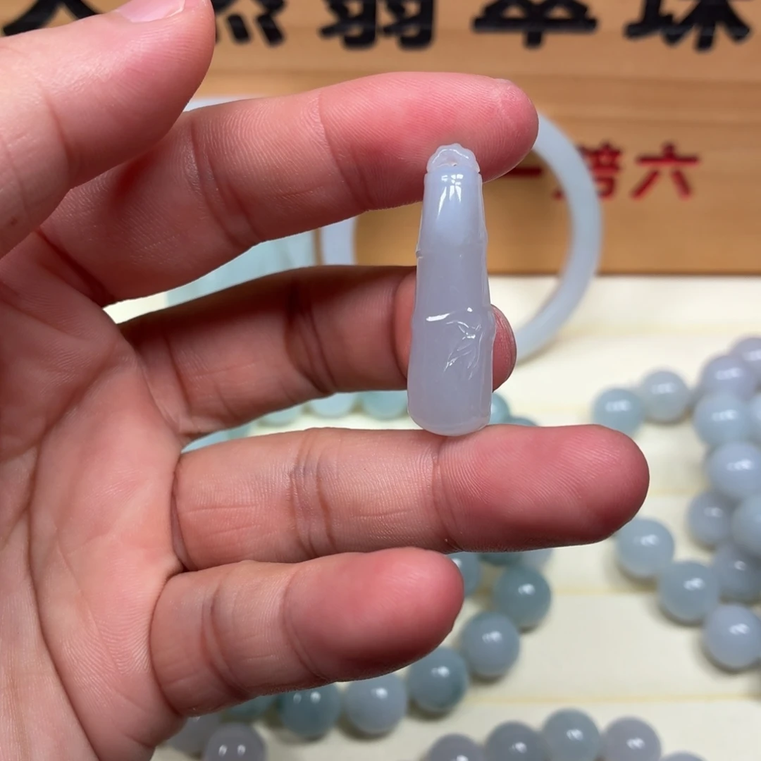 颈饰未镶嵌翡翠竹节