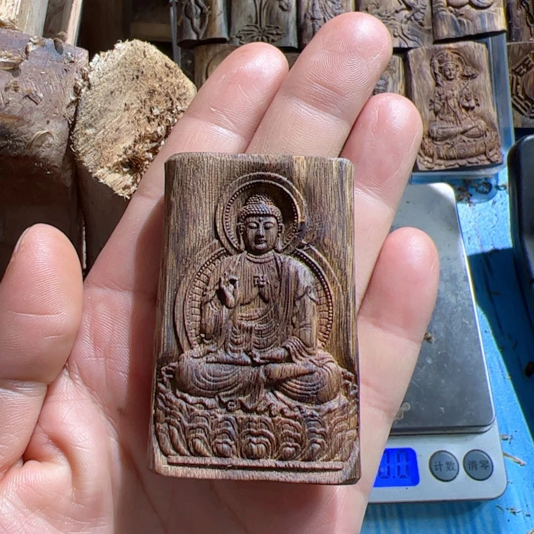 沉香吊坠白棋阿弥陀佛15.8克