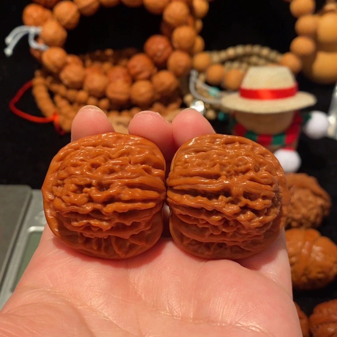 文玩核桃把件37尺四座楼