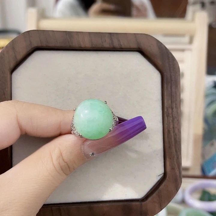 颈饰未镶嵌翡翠天然翡翠Ａ货