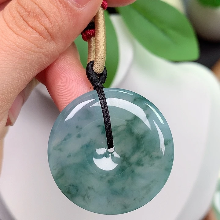 翡翠未镶嵌颈饰平安扣 32.2x5.7mm