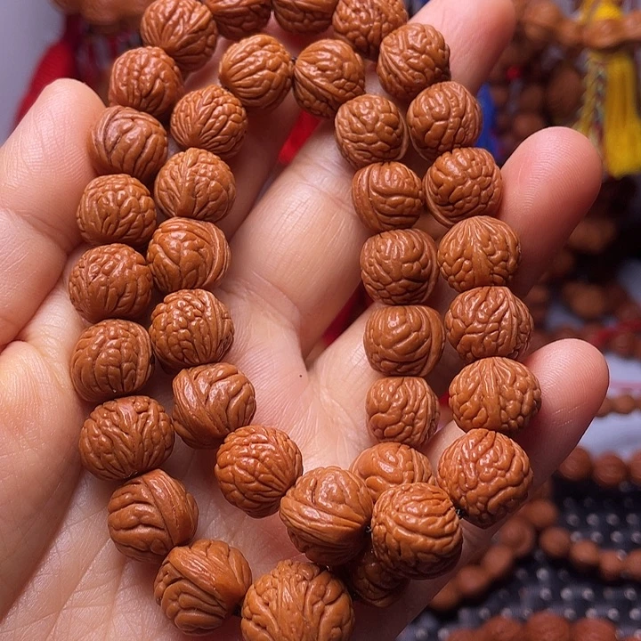 桃核吊坠龙纹桃枭