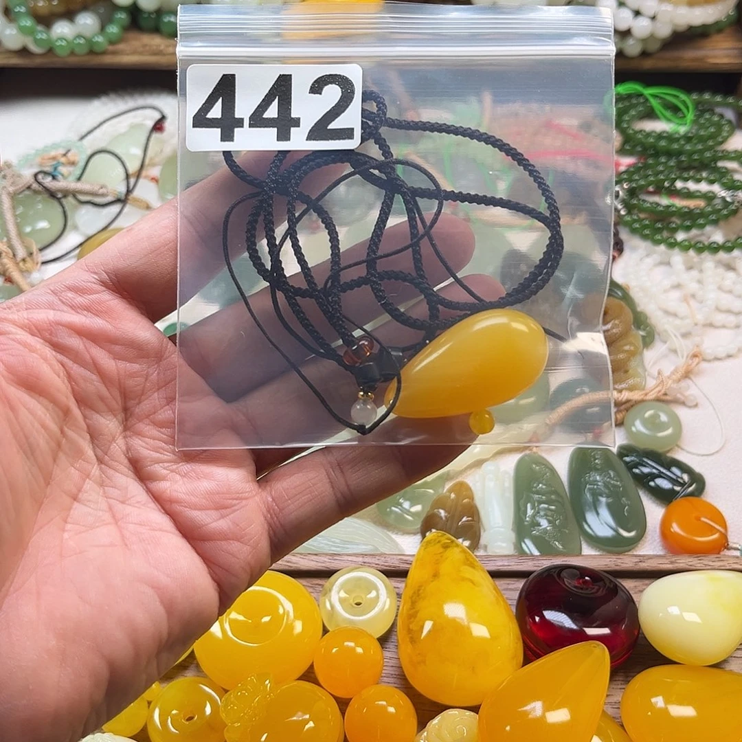 ƪ***向玉个人收藏饰品孤品