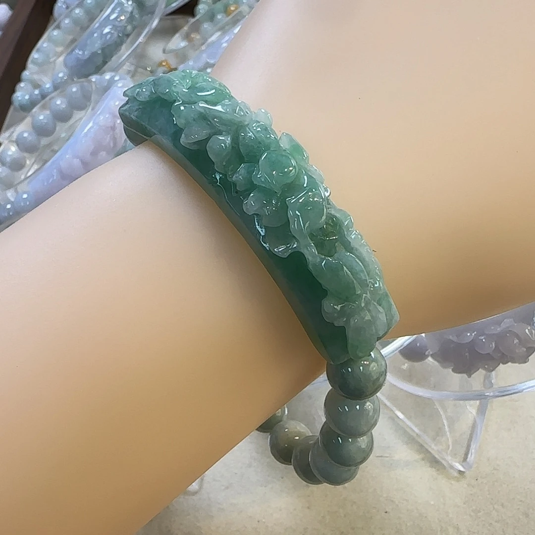 颈饰未镶嵌翡翠手牌