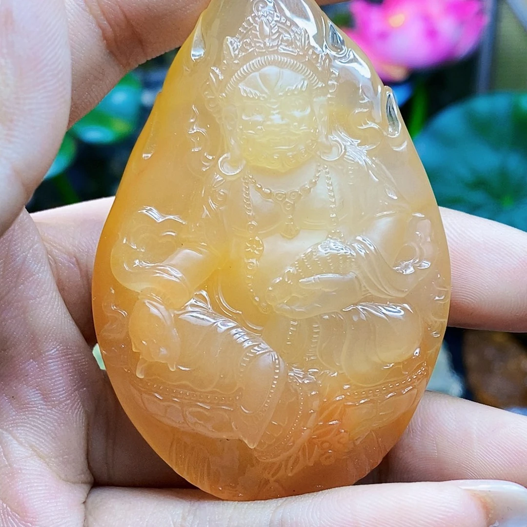 未镶嵌颈饰水晶吊墜