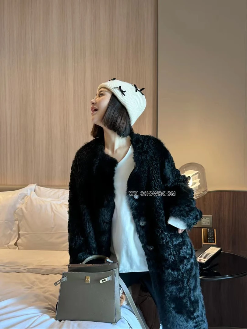 【V领基础磨毛白T恤】时尚女士百搭休闲必备单品