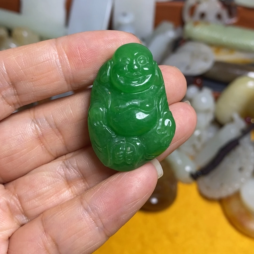 颈饰未镶嵌和田玉（糖玉）