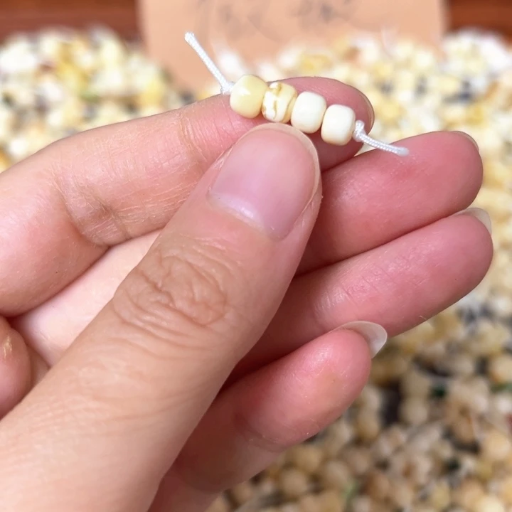 蜜蜡未镶嵌裸石5.2mm一组
