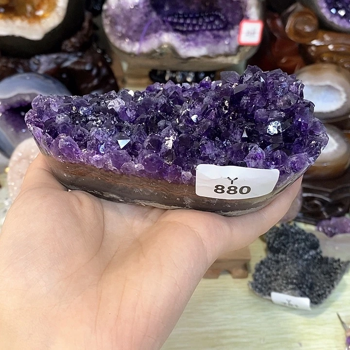未镶嵌水晶大型摆件（非配饰）