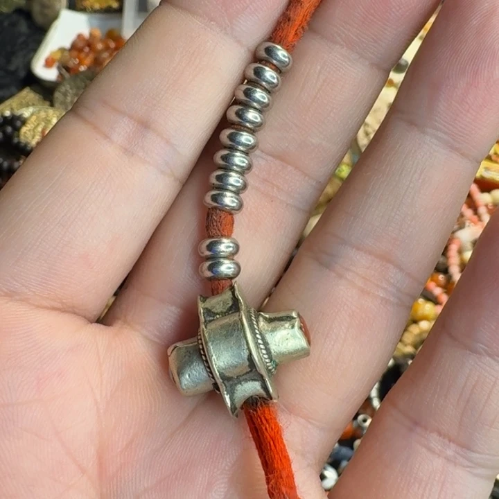 搂***兔乌梵手工设计藏文化