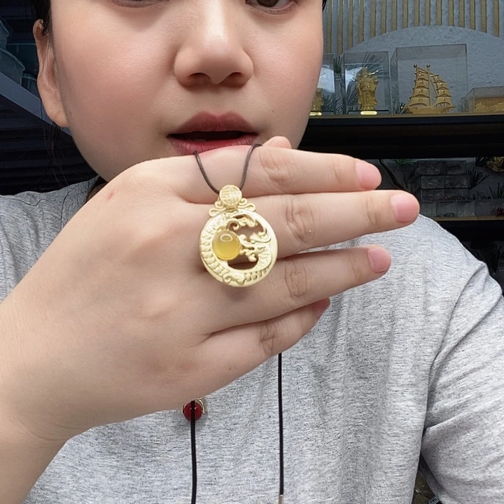 玛瑙/玉髓颈饰合金