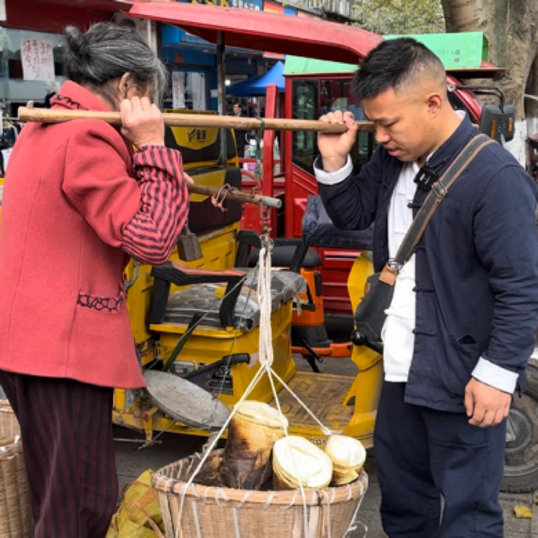 小马助农现场称重