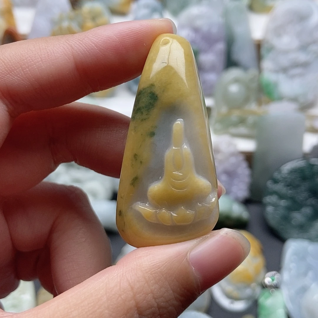 翡翠未镶嵌颈饰翡翠