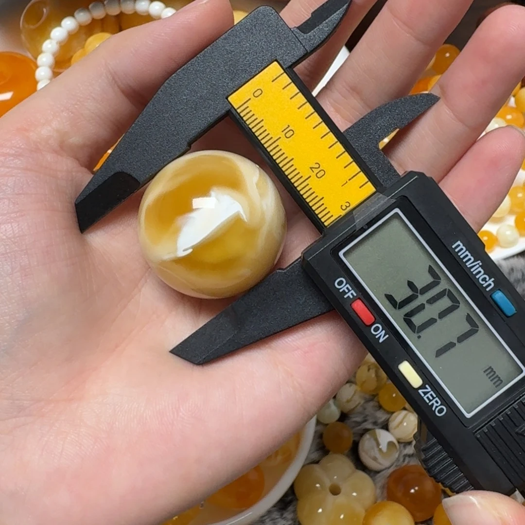 琥珀未镶嵌裸石蜜蜡圆珠