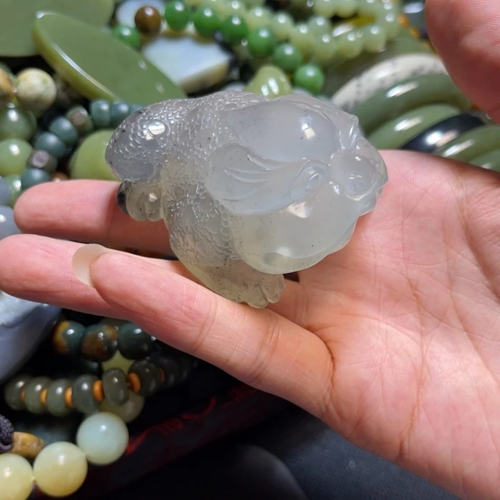 岫岩河磨玉（透闪石质玉）未镶嵌颈饰