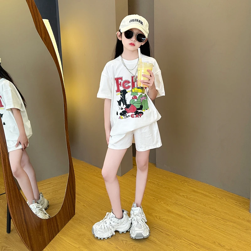 女童夏季2025新款韩版洋气时髦短袖后背网纱T恤休闲短裤两件套潮