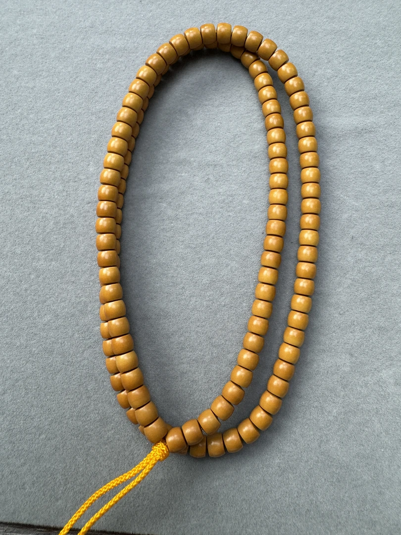 6.0橄榄核素脖挂