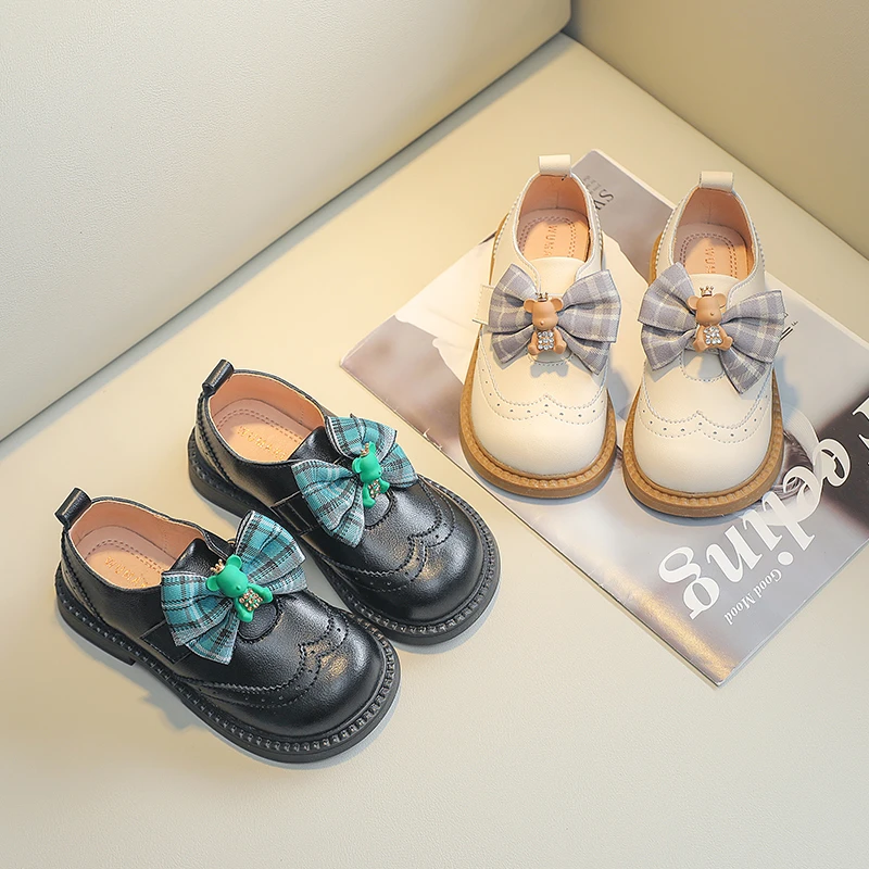 女童鞋公主小皮鞋2025新款春秋季中大童软底满口女宝宝单鞋223919
