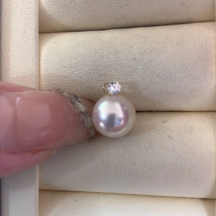 颈饰18K金镶嵌海水珍珠