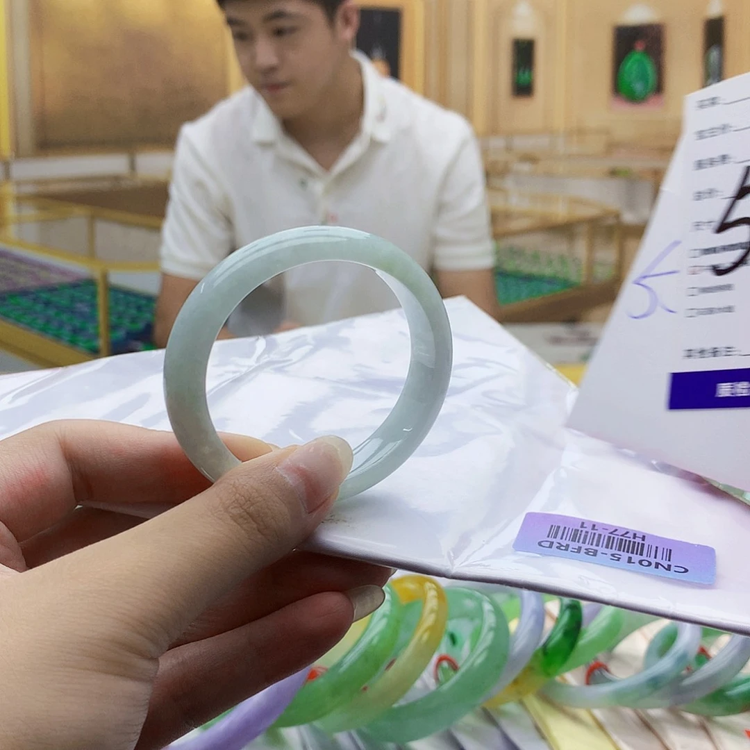 翡翠手镯未镶嵌009……