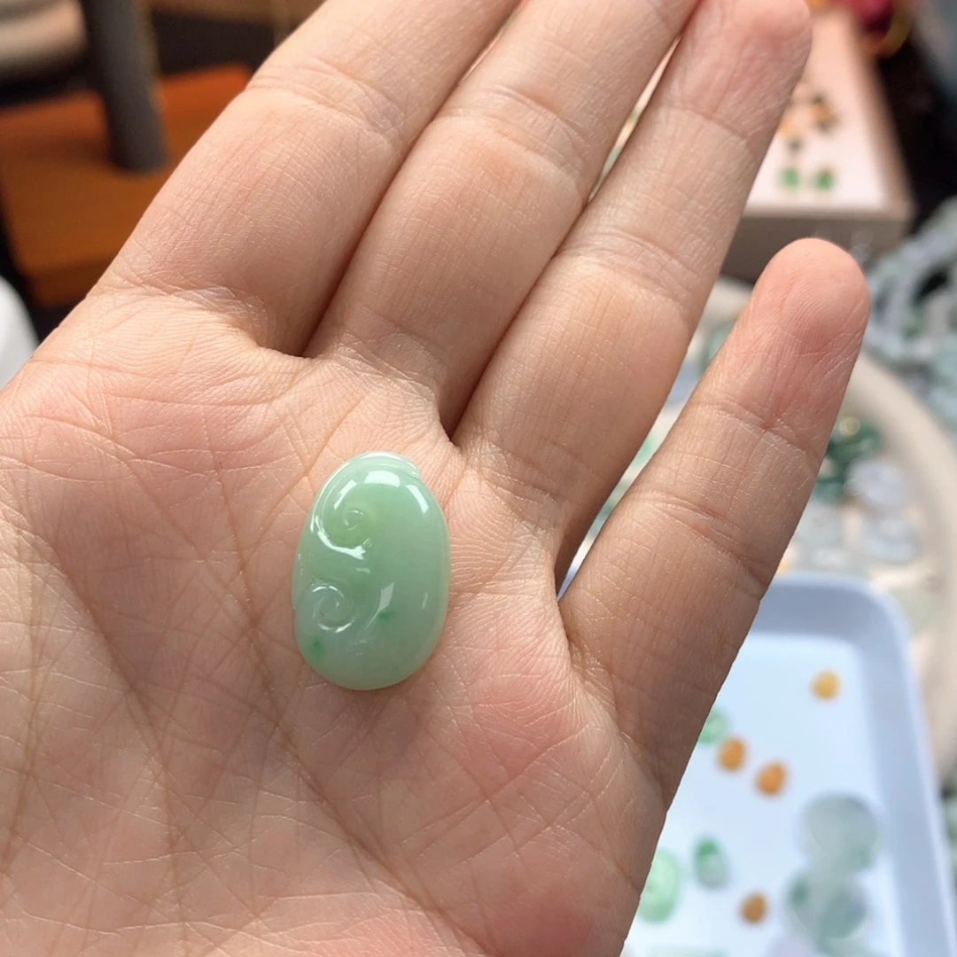 颈饰未镶嵌翡翠111