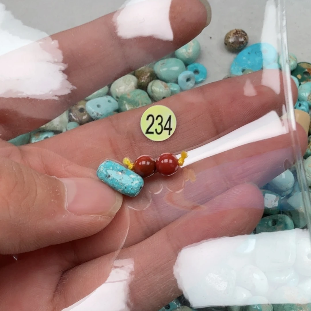 南红玛瑙未镶嵌珠宝奇石