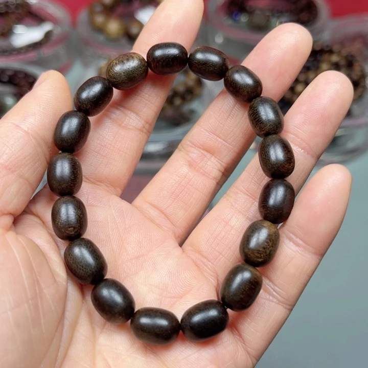 沉香手串富森红土0.8沉水手串