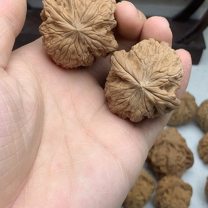 吊坠文玩核桃40暴雪