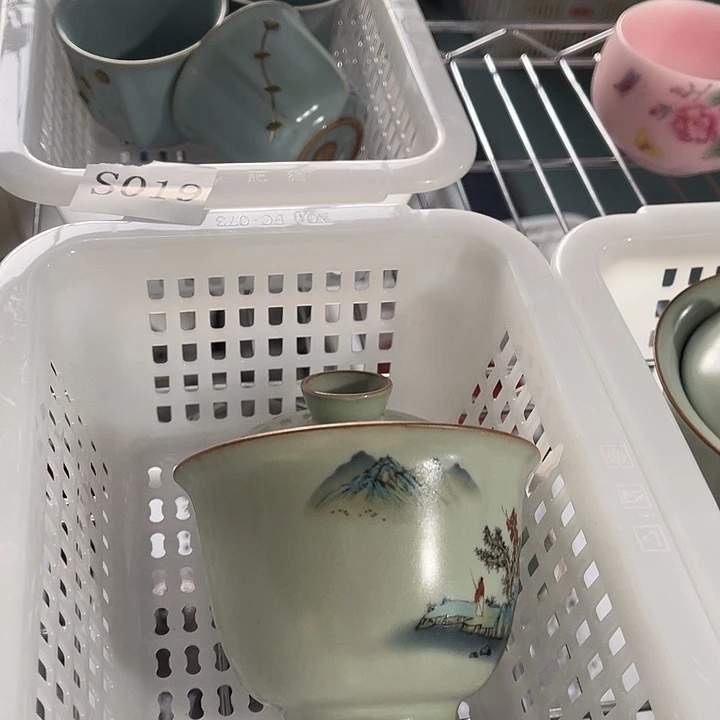 福利待遇多多哦哦哦