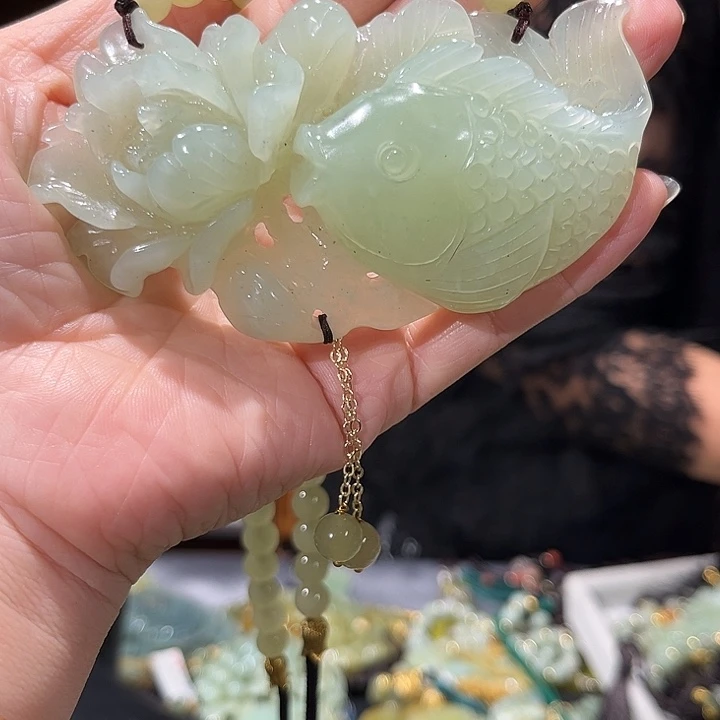 未镶嵌岫玉毛衣链