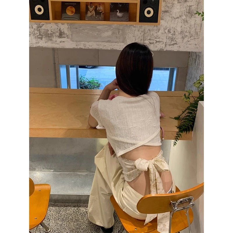 辣妹设计感露背显瘦蝴蝶结绑带上衣女2025夏季镂空短袖T恤小众