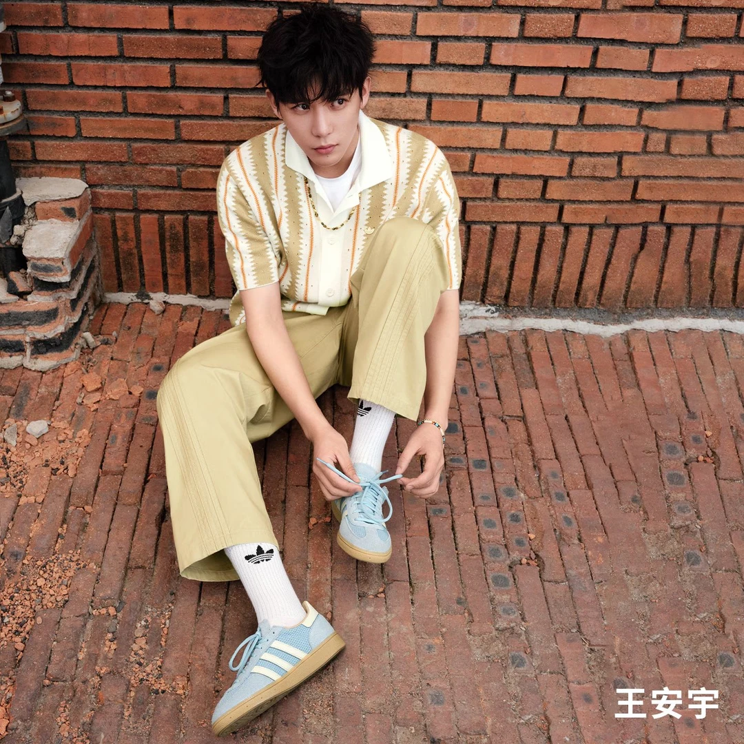 adidas三叶草 王安宇同款经典运动板鞋德训鞋「T头鞋」JS3866 H