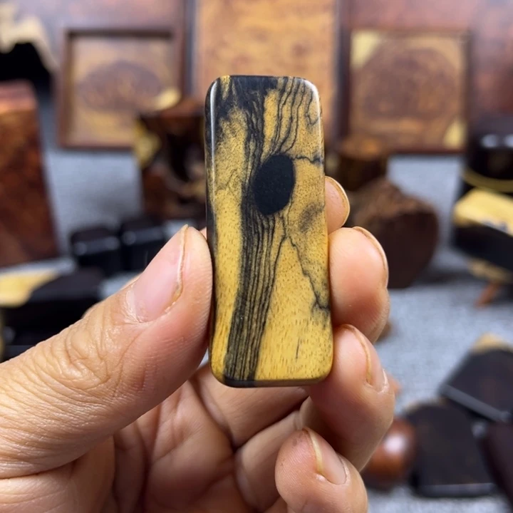 木黑白檀平安无事牌